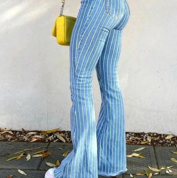 Fashionable StripedTight-Fitting Denim Flared JeansWith Fringed Hem Detali - Picture 2 of 4